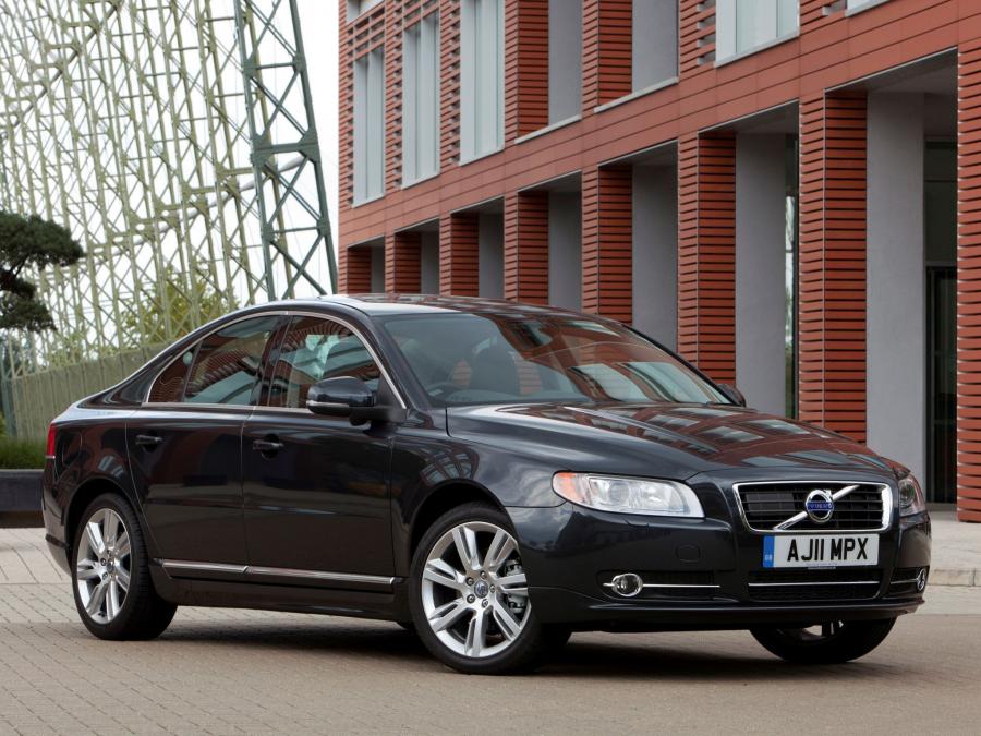  Volvo S80 DRIVe Efficiency 2011 года  (UK) (фото 4 из 9)
